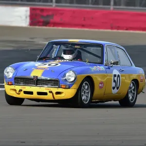 CM34 1907 David Waterhouse, Mark Richards, MG B GT CM34 1907 David Waterhouse, Mark Richards, MG B GT