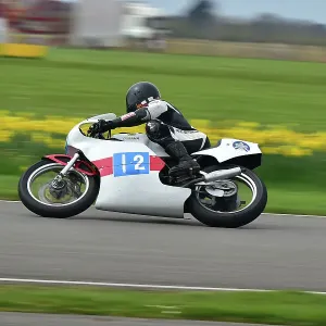 CM34 5259 Ian Bain, Yamaha TZ350G