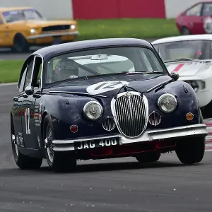CM34 6738 Grant Williams, Jaguar Mk2