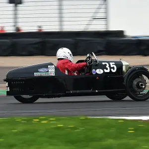 CM34 6880 Sue Darbyshire, Duncan Wood, Morgan Super Aero CM34 6880 Sue Darbyshire, Duncan Wood, Morgan Super Aero