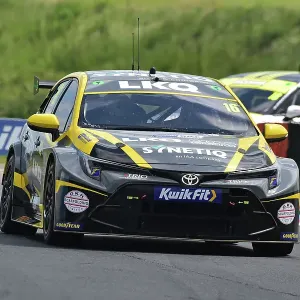 CM34 6931 Aiden Moffat, Toyota Corolla GR Sport, LKQ Euro Car Parts with SYNETIQ CM34 6931 Aiden Moffat, Toyota Corolla GR Sport, LKQ Euro Car Parts with SYNETIQ