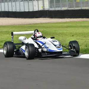CM34 7136 Mike Hatton, Dallara F305 CM34 7136 Mike Hatton, Dallara F305