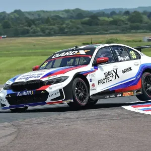 CM34 7256 Adam Morgan, BMW 330e M Sport, Team BMW CM34 7256 Adam Morgan, BMW 330e M Sport, Team BMW