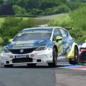 CM34 7367 Aron Taylor-Smith, Vauxhall Astra, Evans Halshaw Power Maxed Racing CM34 7367 Aron Taylor-Smith, Vauxhall Astra, Evans Halshaw Power Maxed Racing