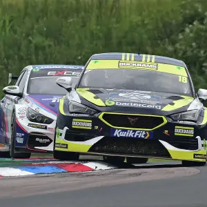 CM34 7744 Daryl Deleon, Cupra Leon, Duckhams Racing with Bartercard CM34 7744 Daryl Deleon, Cupra Leon, Duckhams Racing with Bartercard