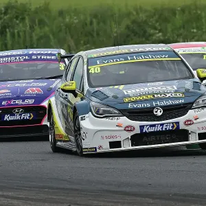 CM34 7786 Aron Taylor-Smith, Vauxhall Astra, Evans Halshaw Power Maxed Racing CM34 7786 Aron Taylor-Smith, Vauxhall Astra, Evans Halshaw Power Maxed Racing