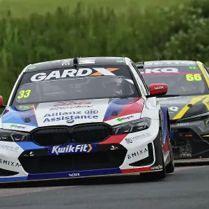 CM34 8266 Adam Morgan, BMW 330e M Sport, Team BMW CM34 8266 Adam Morgan, BMW 330e M Sport, Team BMW