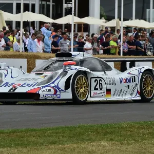 CM34 8810 Porsche 911 GT1-98