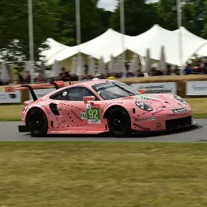 CM34 9198 Porsche 911 RSR, Pink Pig
