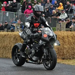CM34 9910 Jody Millhouse, Triumph Supercharged Speed Triple Drift