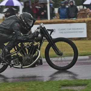 CM34 9961 Tony Perkin, Brough Superior KTOR