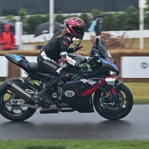 CM35 0628 BMW M1000RR