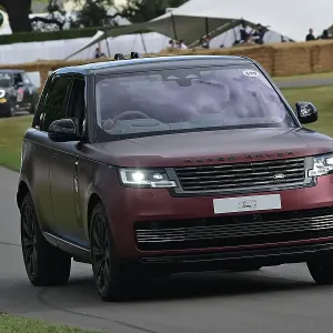 CM35 0670 Range Rover P510e PHEV CM35 0670 Range Rover P510e PHEV