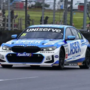 CM35 4843 Jake Hill, BMW 330e M Sport, Laser Tools Racing with MB Motorsport CM35 4843 Jake Hill, BMW 330e M Sport, Laser Tools Racing with MB Motorsport