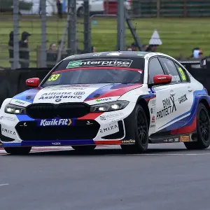 CM35 4850 Adam Morgan, BMW 330e M Sport, Team BMW CM35 4850 Adam Morgan, BMW 330e M Sport, Team BMW