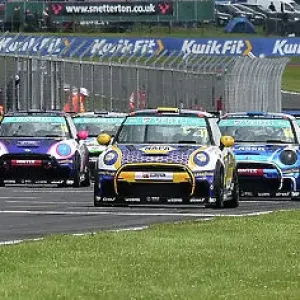 CM35 6157wide Grid line up for round 7 CM35 6157wide Grid line up for round 7
