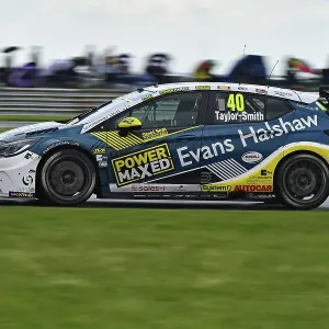CM35 6602 Aron Taylor-Smith, Vauxhall Astra, Evans Halshaw Power Maxed Racing CM35 6602 Aron Taylor-Smith, Vauxhall Astra, Evans Halshaw Power Maxed Racing