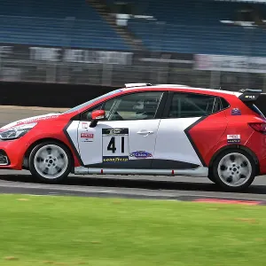 CM35_9233 Jonathan Christie-Rundle, Darren Geeraerts, Renault Clio Cup Gen 4.jpg CM35_9233 Jonathan Christie-Rundle, Darren Geeraerts, Renault Clio Cup Gen 4.jpg