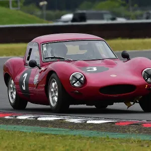 CM35 9672 Celia Stevens, Ginetta G4