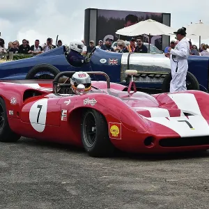 CM36 0720 Derek Bell, Lola-Chevrolet T70 Spyder CM36 0720 Derek Bell, Lola-Chevrolet T70 Spyder