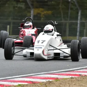 CM5 6466 Liam Payne, Van Diemen RF99