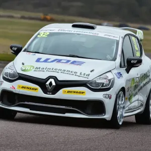 CM5 9509 Charlie Ladell, Renault Clio