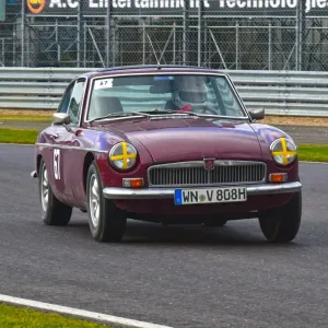 MG B GT V8 Print