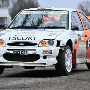 CZ1_2039 David Bonning, Robbie Sandford, Ford Escort RS Cosworth, Group A.jpg CZ1_2039 David Bonning, Robbie Sandford, Ford Escort RS Cosworth, Group A.jpg