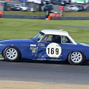 CZ1_3790 George Grant, MG B Roadster.jpg