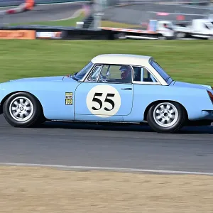 CZ1_3811 Jon Hughes, MG B Roadster.jpg