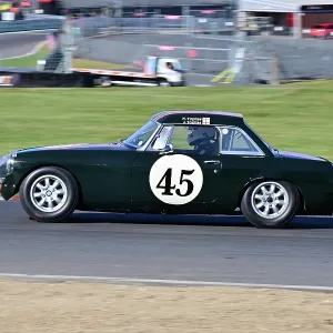 CZ1_3843 James Topliss, MG B Roadster.jpg
