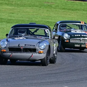 CZ1_3879 Ian Warhurst, MG B Roadster.jpg