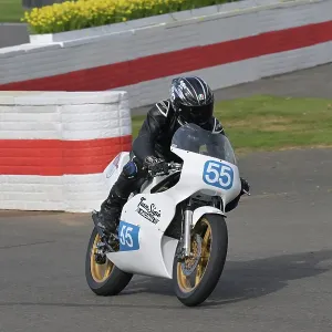CZ1_7672 Dan Jackson, Harris Yamaha TZ350.jpg CZ1_7672 Dan Jackson, Harris Yamaha TZ350.jpg