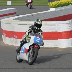 CZ1_7677 Ian Bain, Yamaha TZ350F.jpg CZ1_7677 Ian Bain, Yamaha TZ350F.jpg