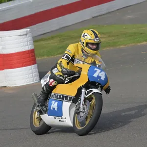 CZ1_7678 Jamie O'Brien, Harris Yamaha TZ350.jpg CZ1_7678 Jamie O'Brien, Harris Yamaha TZ350.jpg