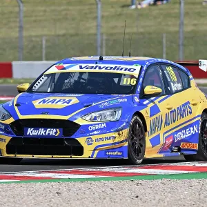 CZ2_1903 Ashley Sutton, Ford Focus ST, NAPA Racing UK.jpg CZ2_1903 Ashley Sutton, Ford Focus ST, NAPA Racing UK.jpg