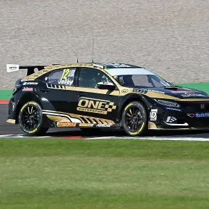 CZ2_2226 Stephen Jelley, Honda Civic Type R, One Motorsport.jpg CZ2_2226 Stephen Jelley, Honda Civic Type R, One Motorsport.jpg