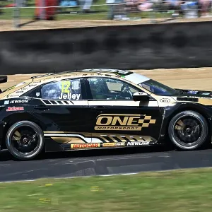CZ2_4164 Stephen Jelley, Honda Civic Type R, One Motorsport.jpg