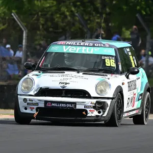 CZ2_5081 Ronnie Smith, Race Car Consultants Ltd.jpg CZ2_5081 Ronnie Smith, Race Car Consultants Ltd.jpg