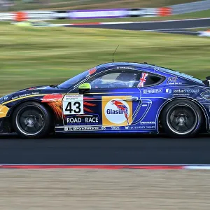 CZ2_5345 Tom Bradshaw, Porsche 718 Cayman GT4 RS Clubsport, Toro Verde GT.jpg CZ2_5345 Tom Bradshaw, Porsche 718 Cayman GT4 RS Clubsport, Toro Verde GT.jpg
