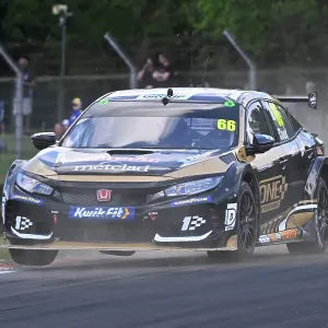 CZ2_5630 Josh Cook, Honda Civic Type R, One Motorsport.jpg CZ2_5630 Josh Cook, Honda Civic Type R, One Motorsport.jpg