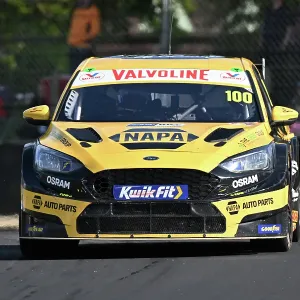 CZ2_5702 Ashley Sutton, Ford Focus ST, NAPA Racing UK.jpg CZ2_5702 Ashley Sutton, Ford Focus ST, NAPA Racing UK.jpg