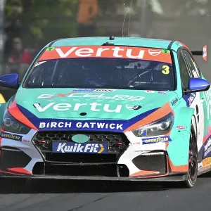 CZ2_5704 Tom Chilton, Hyundai i30N, Team Vertu.jpg CZ2_5704 Tom Chilton, Hyundai i30N, Team Vertu.jpg