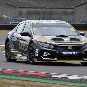 CZ2_5907 Josh Cook, Honda Civic Type R, One Motorsport.jpg