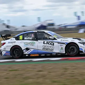 CZ2_5959 Aiden Moffat, BMW 330i M Sport, LKQ Euro Car Parts Racing with WSR.jpg