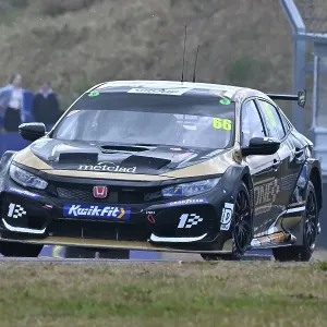CZ2_6810 Josh Cook, Honda Civic Type R, One Motorsport.jpg CZ2_6810 Josh Cook, Honda Civic Type R, One Motorsport.jpg