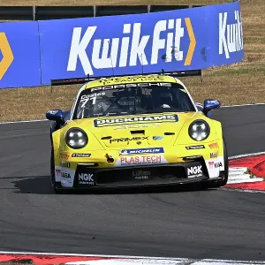 CZ2_7067 Max Coates, Duckhams Yuasa Racing by Graves Motorsport, Porsche 911 GT3 Cup.jpg CZ2_7067 Max Coates, Duckhams Yuasa Racing by Graves Motorsport, Porsche 911 GT3 Cup.jpg