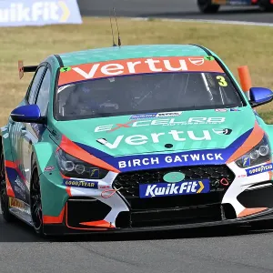 CZ2_7207 Tom Chilton, Hyundai i30N, Team Vertu.jpg