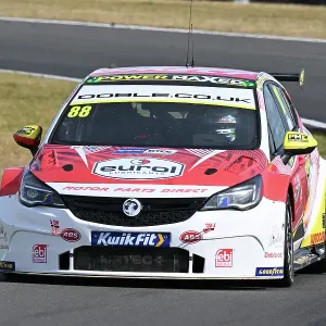 CZ2_7229 Mikey Doble, Vauxhall Astra, Motor Parts Direct with Power Maxed Racing.jpg