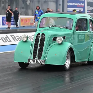 CZ2_9113 Nigel Green, Ford Anglia.jpg CZ2_9113 Nigel Green, Ford Anglia.jpg